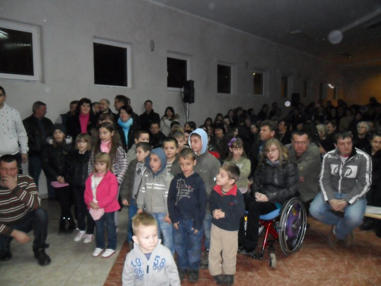 Predstava E Moj Svite Rodilo Se Dite