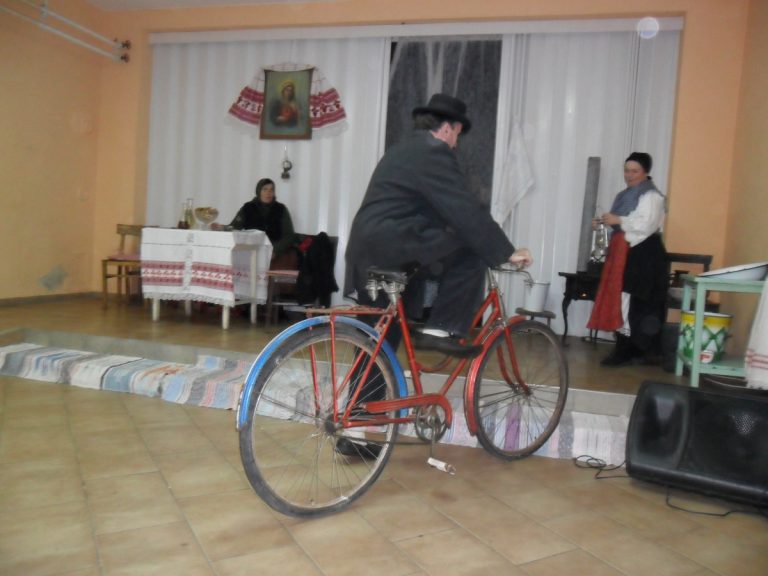 Predstava E Moj Svite Rodilo Se Dite