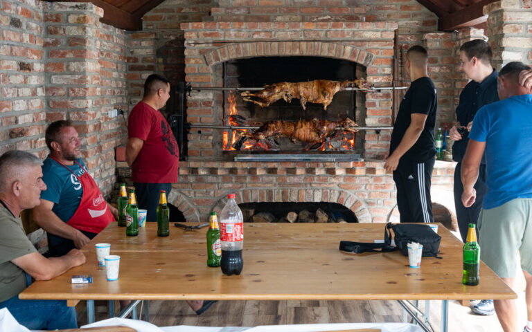 Ispracaj Zupnika Tomislava Dokoze u Srednjem Lipovcu