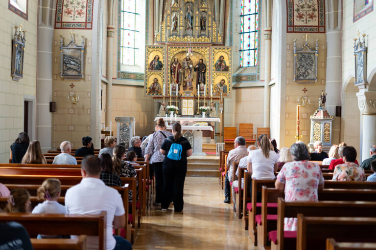 Izlet u Slatinu - posjet župnika Tomislava Dokoze
