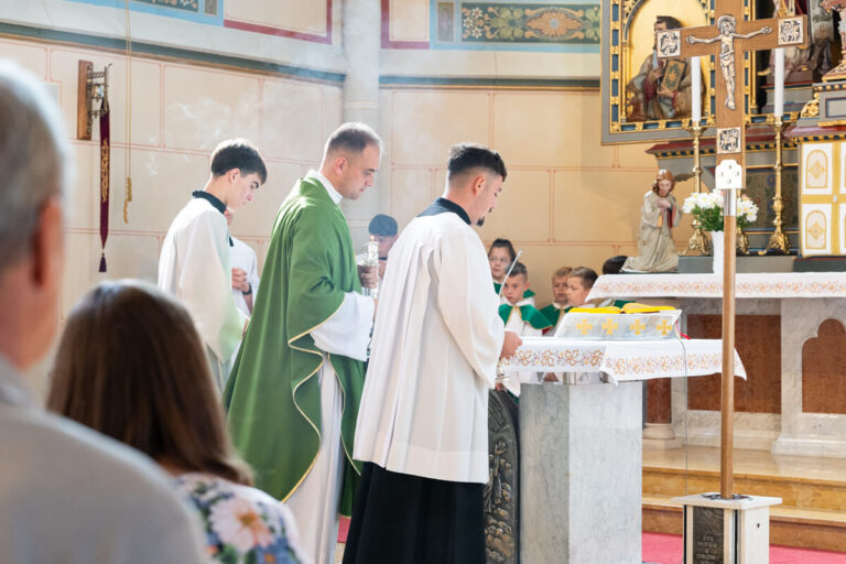 Izlet u Slatinu - posjet župnika Tomislava Dokoze