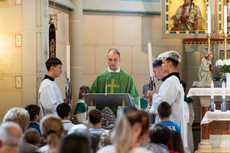 Izlet u Slatinu - posjet župnika Tomislava Dokoze