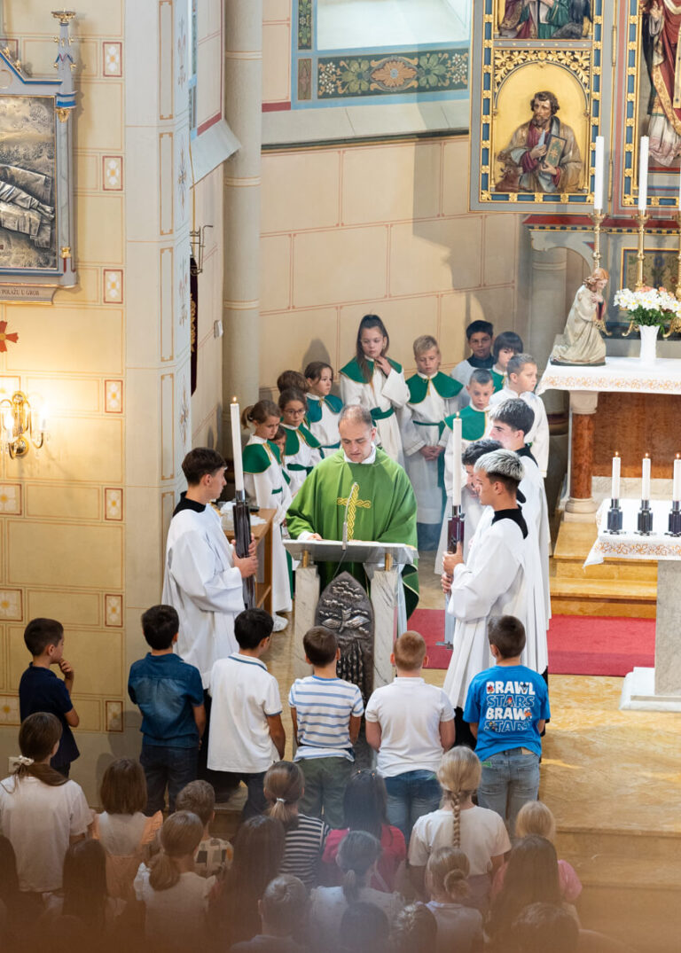 Izlet u Slatinu - posjet župnika Tomislava Dokoze