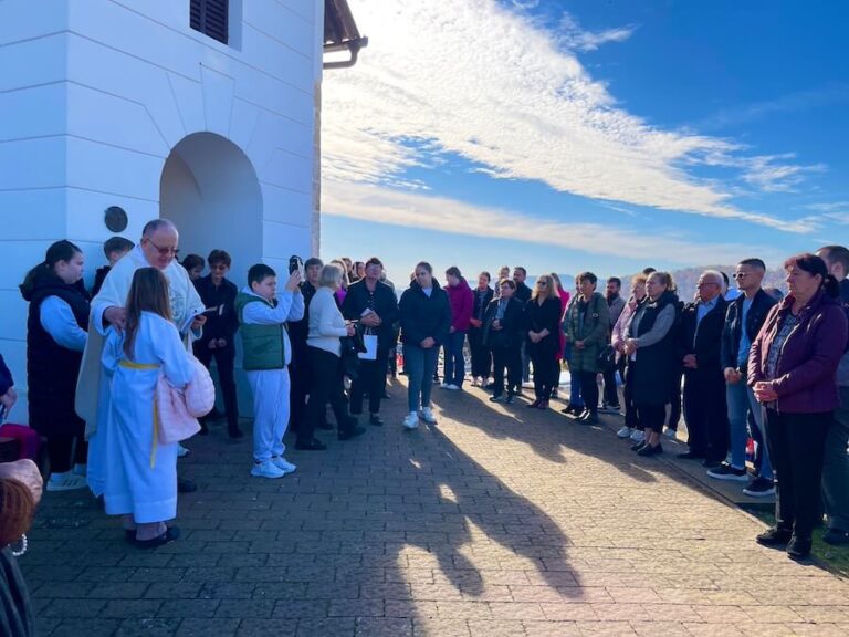 Svi Sveti U Srednjem Lipovcu 2025