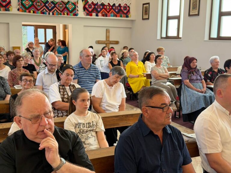 Smotra Crkvenog Pučkog Pjevanja u Srednjem Lipovcu 2026