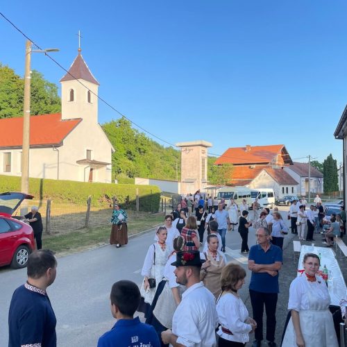 smotra-crkvenog-puckog-pjevanja-srednji-lipovac-2025-36